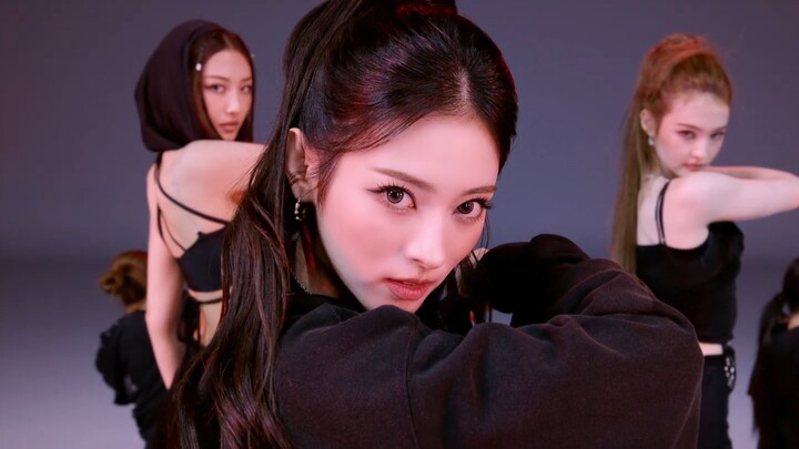 الإصدار الجديد من أغنية MEOVV "BURNING UP" بنسخة الرقص يتم الكشف عنه