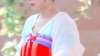 Cuối cùng, có một nữ chính bị tình cảm gia đình đánh bại, cô đầu độc và giết chết nam chính để trả t