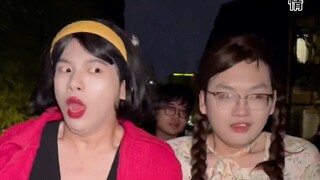 女孩子走夜路可要小心啊