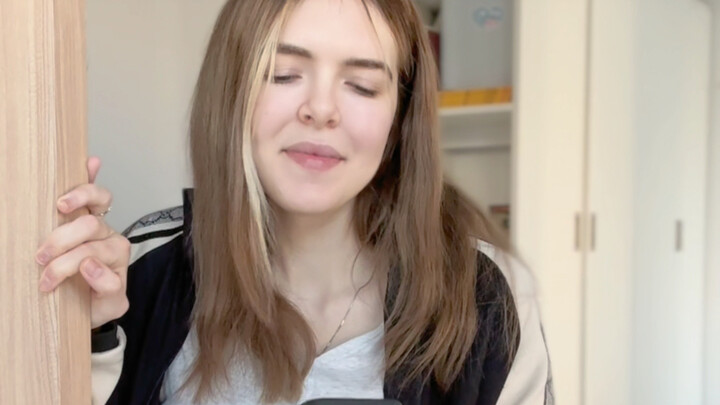 Bạn có thấy cô đơn khi ở nhà mỗi ngày không