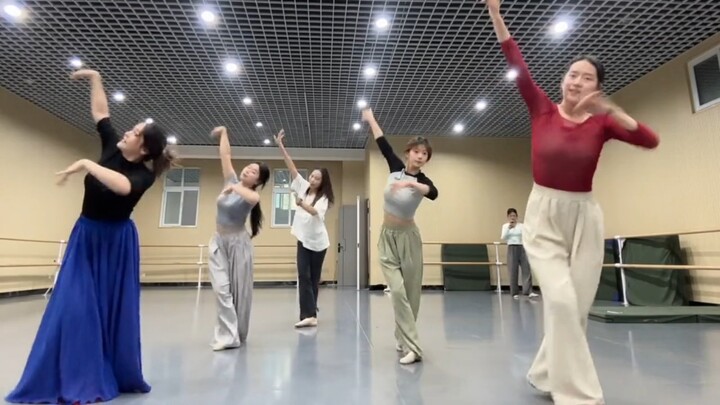 Nghệ thuật và thể thao đều là tài năng. Một số người sinh ra để trở thành nhân vật chính.