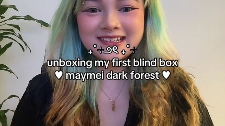 My first blind box unboxing! Maymei Dark Forest & Horoscope stories. <3