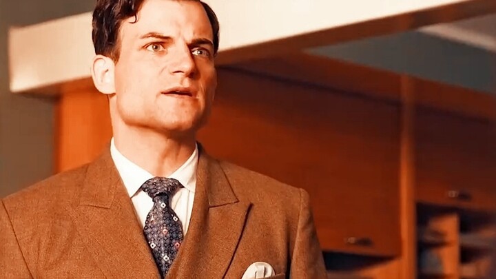 Chàng trai tháo tung đôi giày của anh trai để tự chế tạo giày, cuối cùng đã thành công làm ra đôi gi