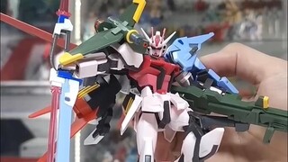 Aksesori ransel EG Red Strike + terbaru dari Bandai