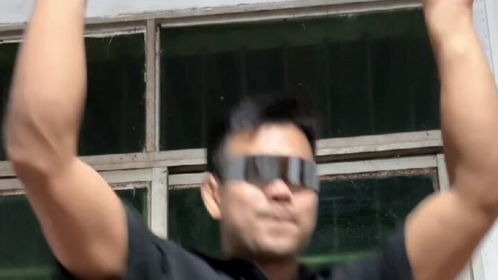 การแสดงเต้นรำพิเศษของครูอู๋ [Bboom Bboom]