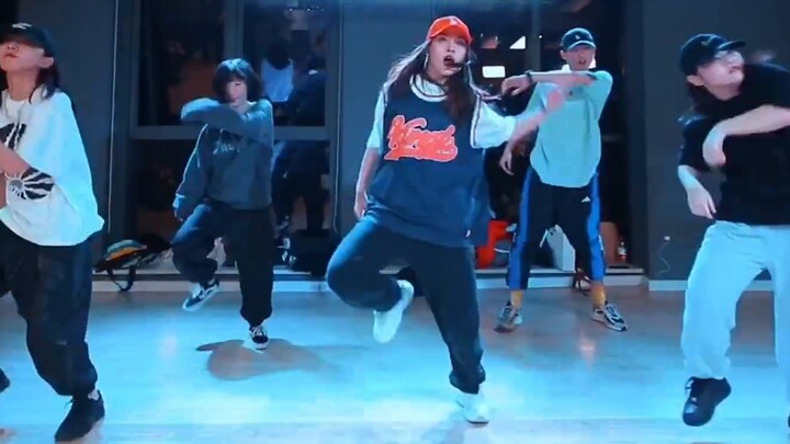 Super cool hiphop basics "Plain Jane" is easy to learn and super cool #Cancan Choreography #Original