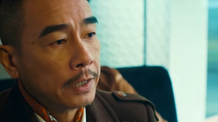 Nằm vùng trong băng đảng suốt hai mươi năm, nào ngờ lại trở thành ông trùm