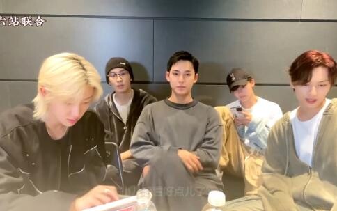 Cơn cảm của SEVENTEEN đúng là một mớ hỗn độn: hóa ra người lây bệnh cho người khác lại chính là ngườ