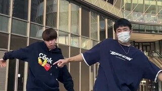 เต้นรำทันทีที่เราพบกัน