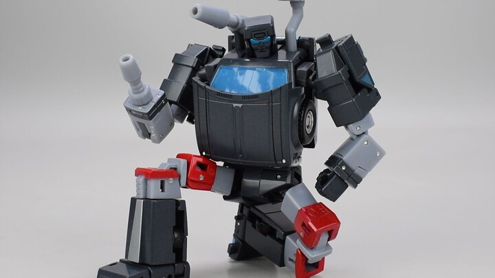 The half-wheel design is always advanced, Transformers NA Pioneer toy unboxing