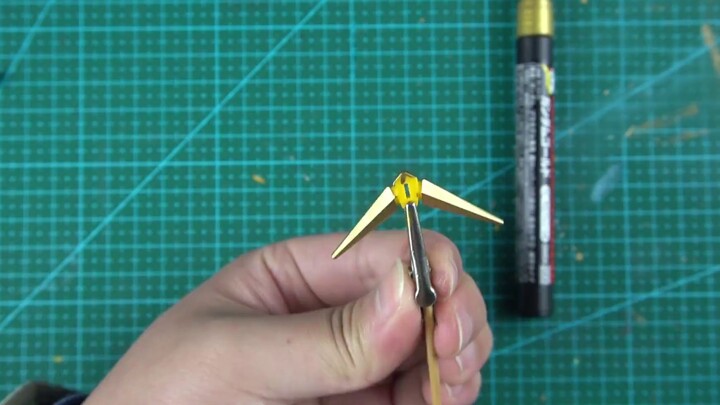[Paint everything with a pen] Bandai legendBB Warrior Knight Gundam