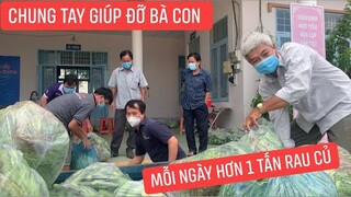 Có vất vả cũng vui lòng vì giúp được cho bà con có rau củ tươi ngon ăn trong những ngày chống dịch