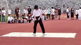 Michael Jackson? The school leaders were so shocked that they took out their phones to record it! Co