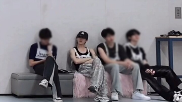 【苏新皓】角落小人机&心好女王来回切换