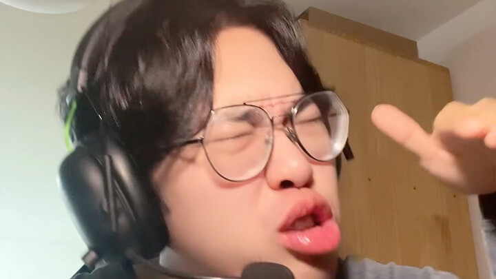 Những chi tiết của chàng trai