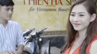Khi vợ đẹo quá cũng khổ 🤣🤣🤣
