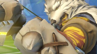 Powerful White Wolf Ultimate Skill