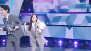 【BTS】200911KBS Music Bank No. 1 "Dynamite"! Xin chúc mừng BTS với đĩa đơn đầu tiên tại Anh và No. 1 