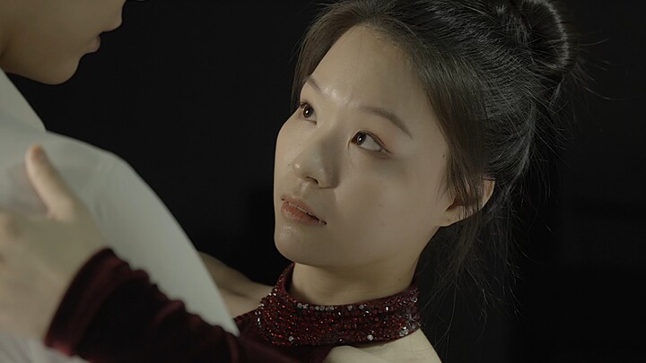 "Whether it's sadness or happiness, I'm waiting for you to join in."