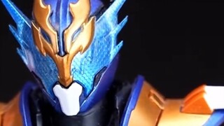 [Same model, different colors? Brother Dai is amazing] - Unboxing of Kamen Rider BUILD Great Dragon