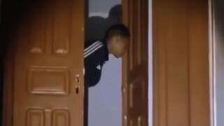 Inilah Alasannya Anda Tidak Boleh Mencoba Membangunkan Orang yang Berjalan Sambil Tidur