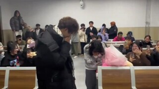 主角太多了，一时间不知道该看哪个