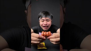 Noel người yêu tặng thỏi xúc xích mini ăn thử | chunghun_asmr | #shorts