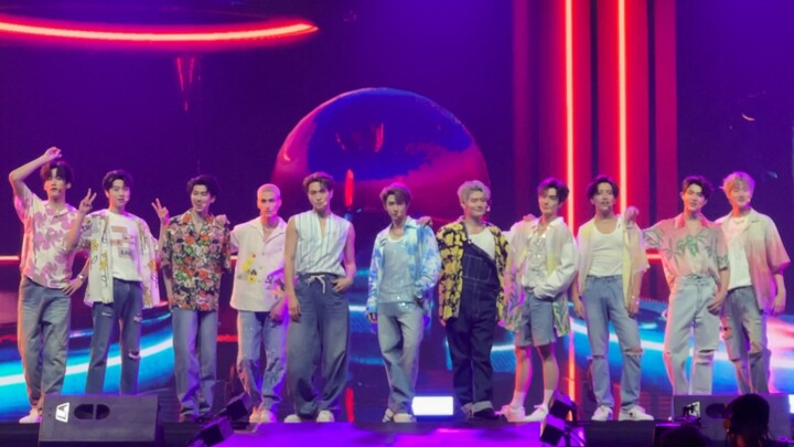 มุมมองบวกสุดๆ! 【INTO1 Thailand】ปาร์ตี้กลุ่มวันเดอร์แลนด์ Straight Shot