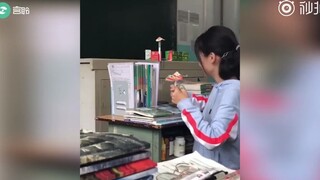 班级大神了解一下，是不是每个班都有这样的同学，总能成为班里的焦点！