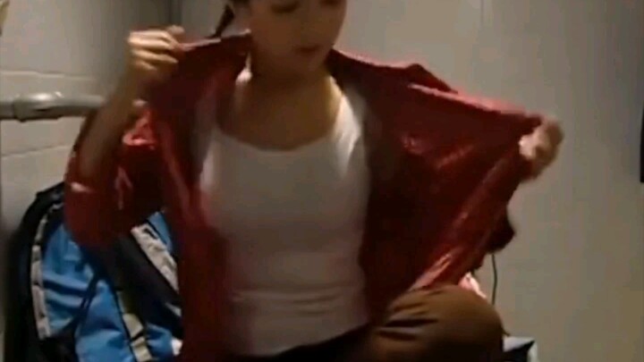 Sudah bertahun-tahun bersamamu, kenapa kamu tidak pernah mencoba melakukan kejahatan terhadapku seka