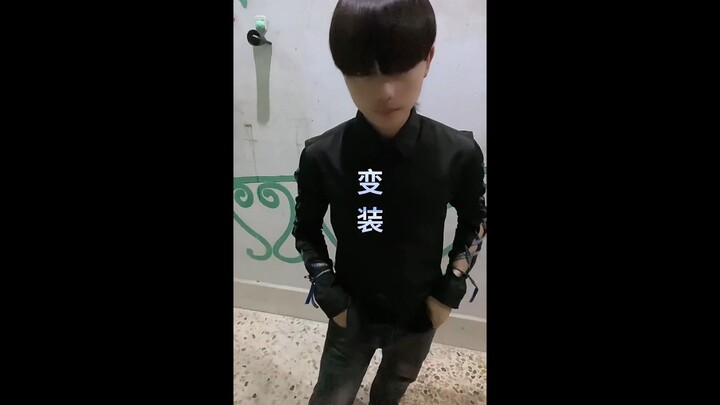 [Cringey Corner] Which girl could possibly resist a cosplay-loving, super-charming hero like this??