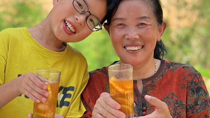 Bà ngoại đã mang đến một mùa hè vị cam! Bạn đã từng ăn món ngon làm từ vỏ cam chưa?