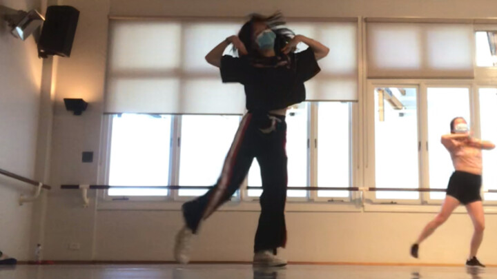 Jennie phiên bản concert trực tuyến SOLO dance break