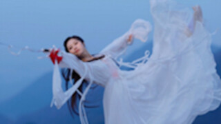 "Her sword dance is truly amazing" Sword dance on the cliff is just too amazing!!!