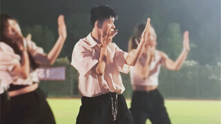 Hari ini hujan di taman bermain, tapi matanya menawan seperti sutra [Universitas Zhejiang] [LOVE DIV