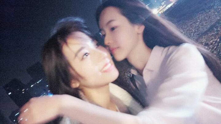 Cewek memang suka berdekatan terus ya 【Zhou Yutong × Chen Duling】