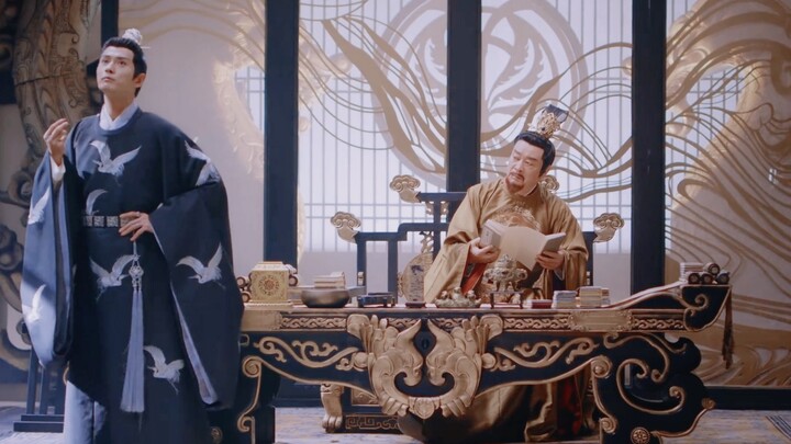 你一定没见过的太子。一口糕点一口茶，皇上干活他叉腰。这个太子是懂什么叫恃宠而骄的。隔壁鹤唳华亭的太子都馋哭了。