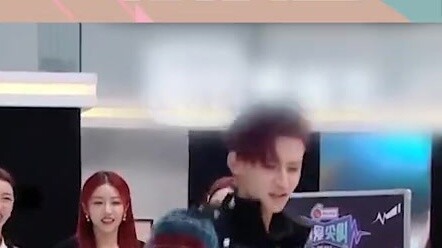 Large-scale Ye Qing Hui live_Dachang Boys heard eiei when idol idol trainee Huang Minghao Xiaogui Zh