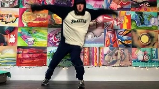 درس رقص الشارع: تعليم 53 خطوة