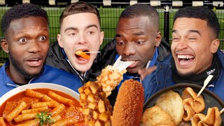 English Footballers try Korean Street Food for the first time!