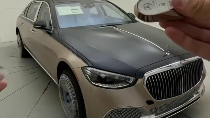 "انادي أقوى شخص حولك ليشتري لك" #مايباخ