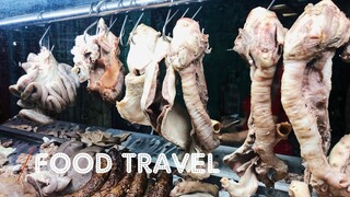 Lòng dồi luộc nóng với cháo huyết ngon tuyệt cú mèo | Food Travel