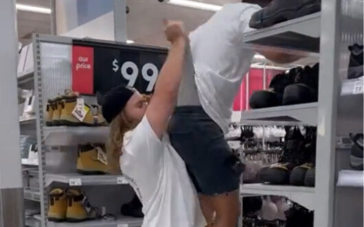 มักจะมีคนโง่ๆ มาพูดเล่นเกินขอบเขตอยู่เสมอ