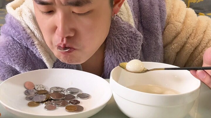 فهمت، يبدو أنني تمكنت من اقتناص هذا الثروة الهائلة التي هطلت عليّ.