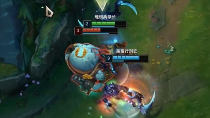 Tamu: Kamu lagi main DOTA di sini?