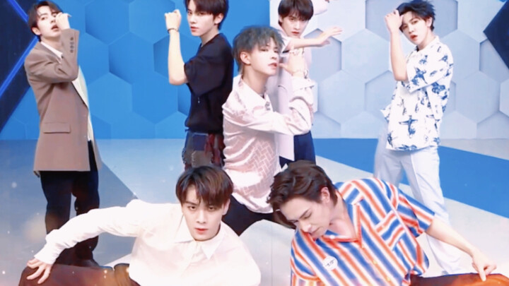 【SKY Thiên Không Thiếu Niên】Đội nhảy đồng loạt phát cuồng! Phiên bản phòng tập "Sải bước tự do" | Qu