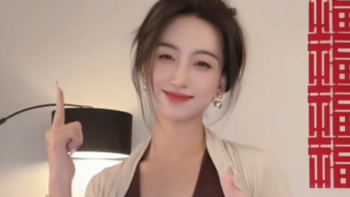 Mẹ Đào Đào, sau khi ly hôn thì càng thoải mái hơn rồi