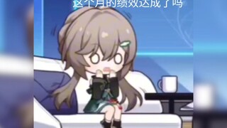 تم القبض على الشخص الصغير الأخضر وهو يماطل، إنه لطيف جدًا