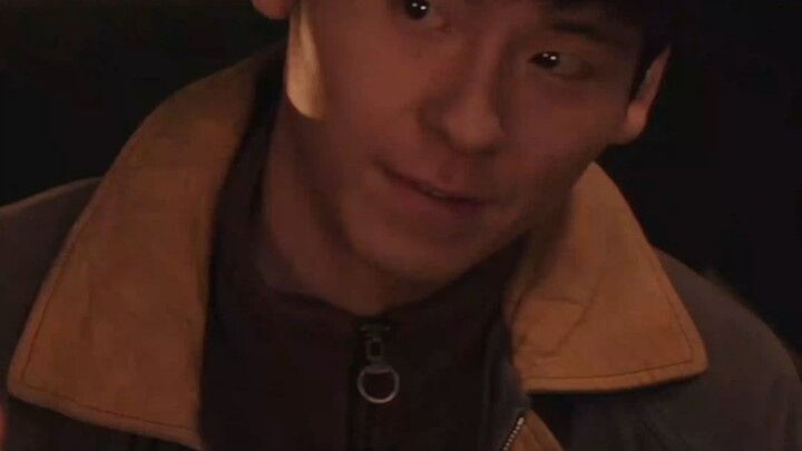 Ai mà không yêu cậu em trai câm điên khùng như Phó Vệ Quân cơ chứ