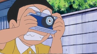 Nobita used the face value camera to test everywhere, and it turned out that Fat Tiger was more hand
